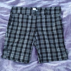 Black and white plaid Bermuda button shorts